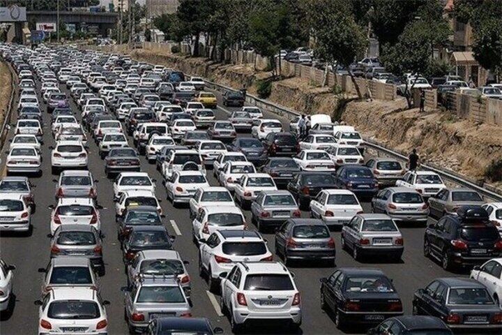 ترافیک خیابان‌های پایتخت در اولین روز هفته