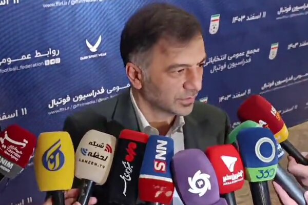 حجت کریمی: به تیم امید بازیکن نمیدهیم/سربازی بیرانوند را پیگیر هستیم