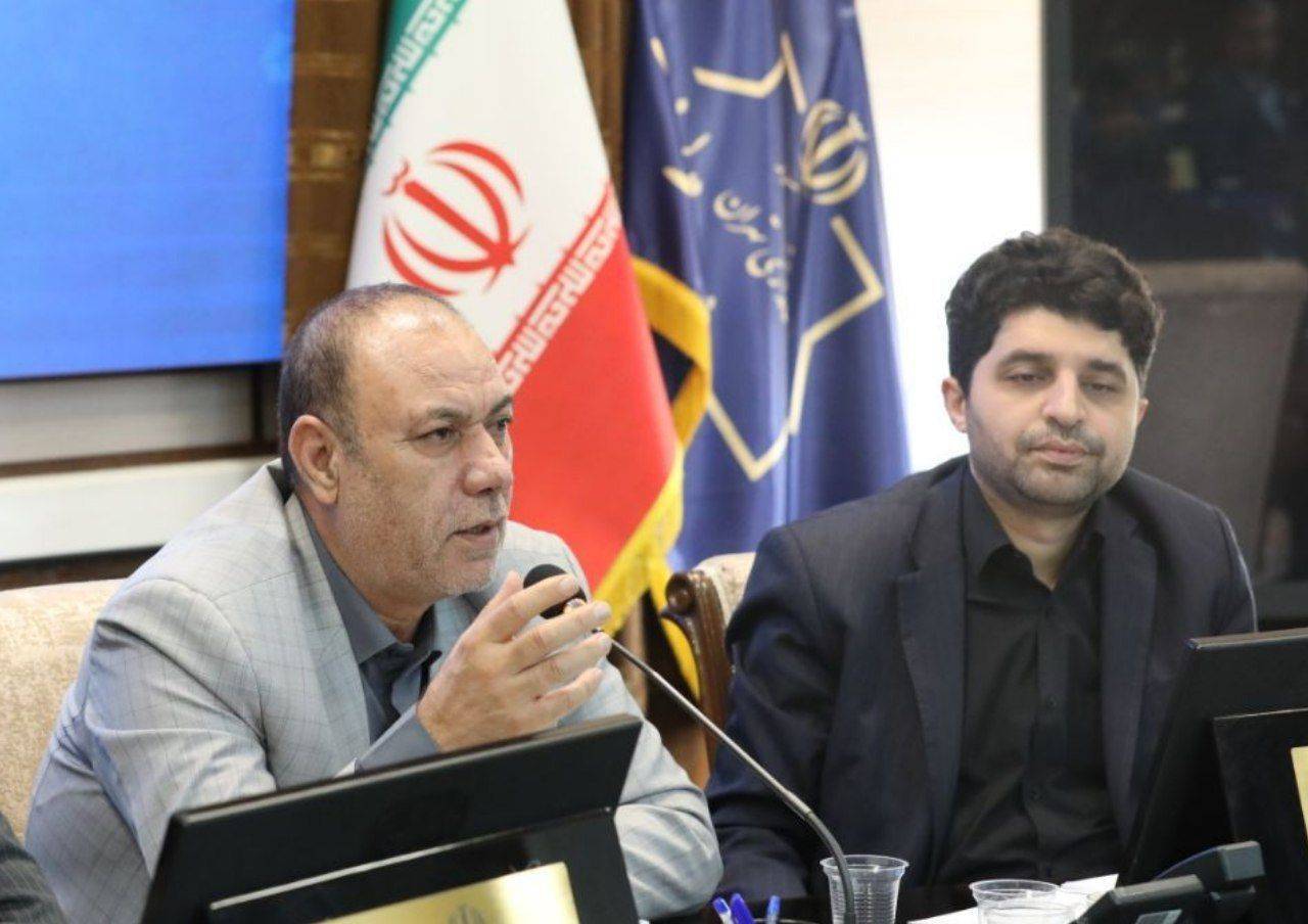 تاکید فرماندار تهران بر تسریع در حل مسائل مالکیتی روستا‌ها