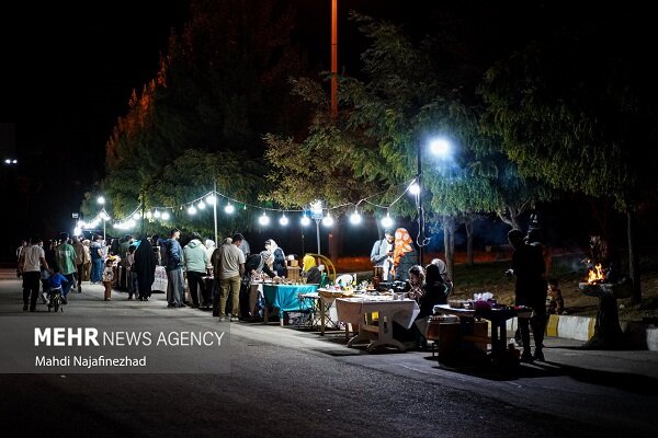 ساماندهی دستفروشان محور ۱۵ خرداد در دستور کار پلیس تهران قرار گرفت