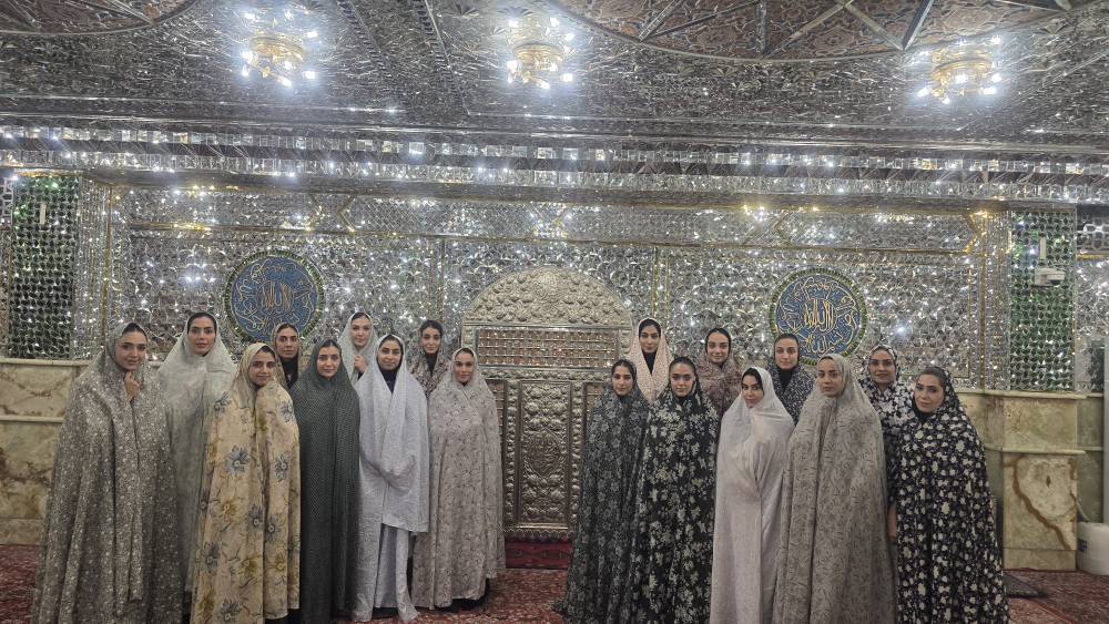 حضور تیم ملی والیبال بانوان در حرم امامزاده صالح (ع)