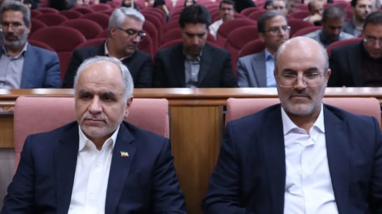 انسجام ملی و همدلی مسئولان، راه عبور از شرایط حساس کشور