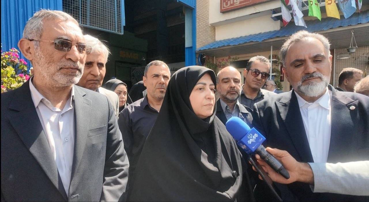 بهره برداری از بزرگترین نیروگاه خورشیدی سقفی در پاکدشت