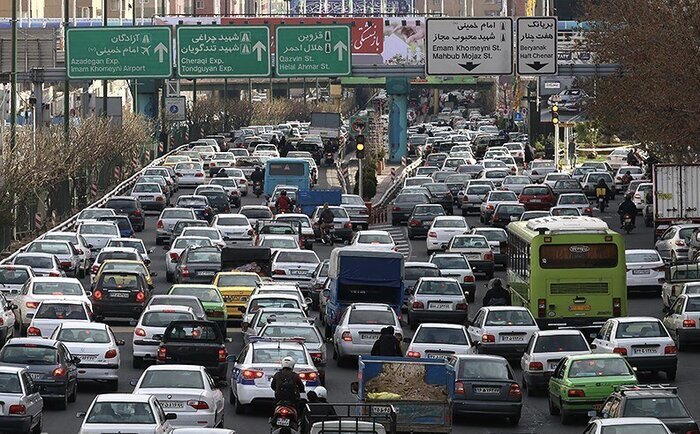 ترافیک در خیابان‌های تهران بعد از یک روز تعطیل