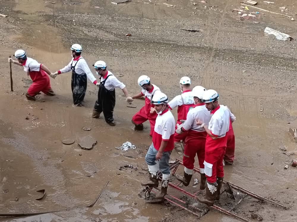 افزایش ۳۰ درصدی حقوق امدادگران هلال احمر
