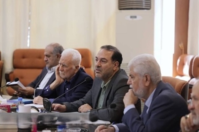 شیر مدارس و تغذیه رایگان باید مستمر و هدفمند اجرا شود