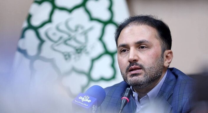 تایید ۱۶ پل عابر ناایمن در منطقه۱۴