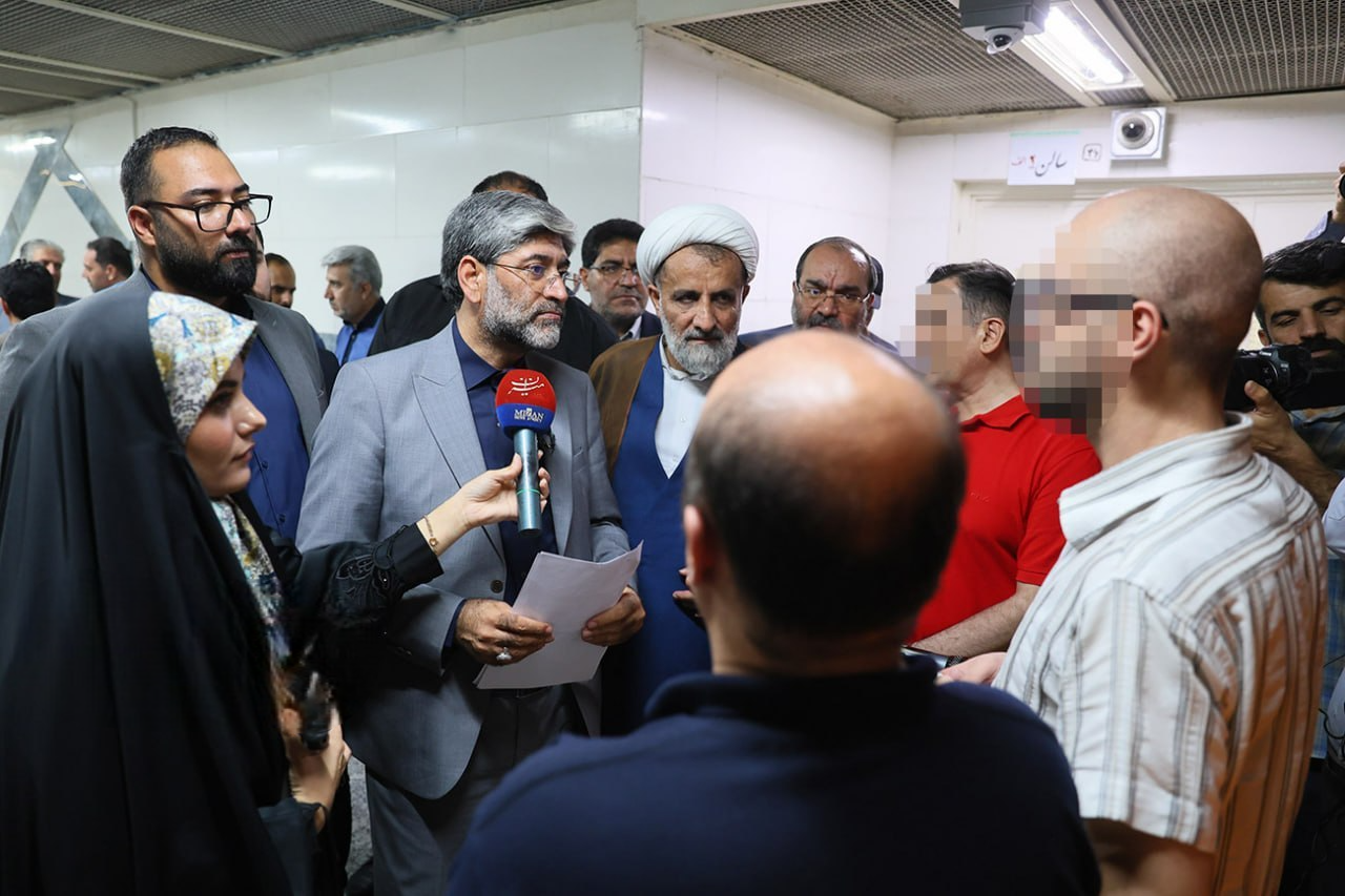 بازدید ۴ ساعته رئیس کل دادگستری استان تهران از زندان تهران بزرگ