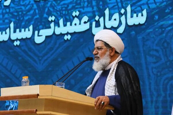 نوجوانان امروز با ادامه راه شهدا در برابر آمریکا و اسرائیل ایستادهاند