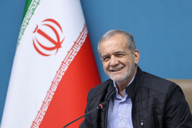 پیام تبریک رئیس جمهور در پی قهرمانی تیم ملی کشتی فرنگی ایران