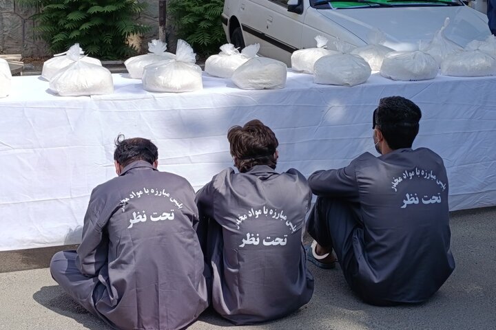 کشف محموله میلیاردی مواد مخدر صنعتی