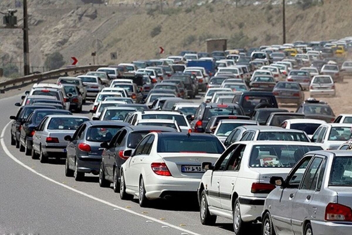 ترافیک نیمهسنگین در چالوس، هراز و فیروزکوه
