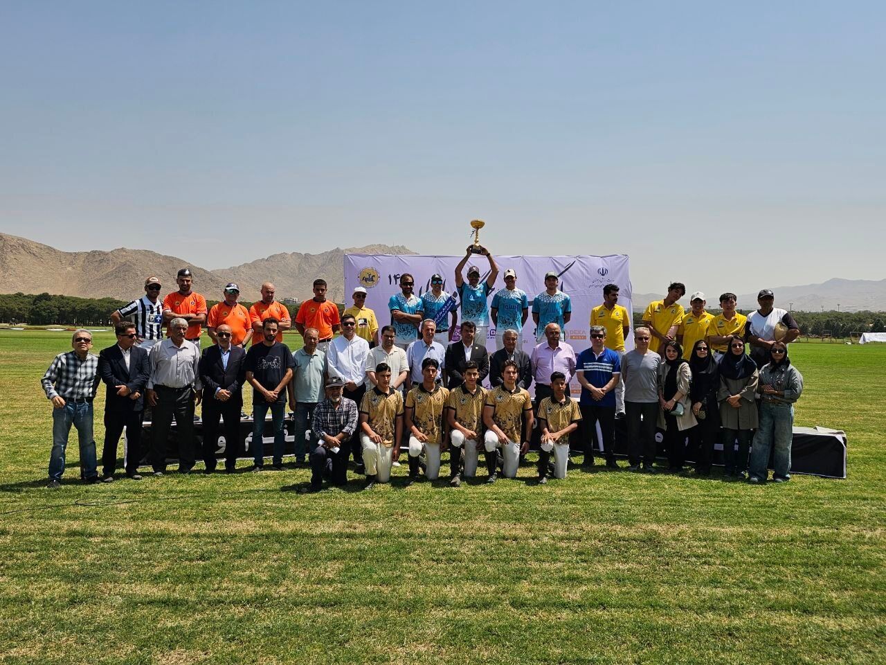اسنوا قهرمان هفته ششم لیگ ملی چوگان