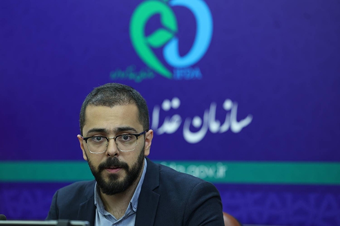 مواد اولیه دارو‌های ضروری و حیاتی در اولویت بررسی سازمان غذا و دارو؛ تغییر مسیر تولید باید اعلام شود