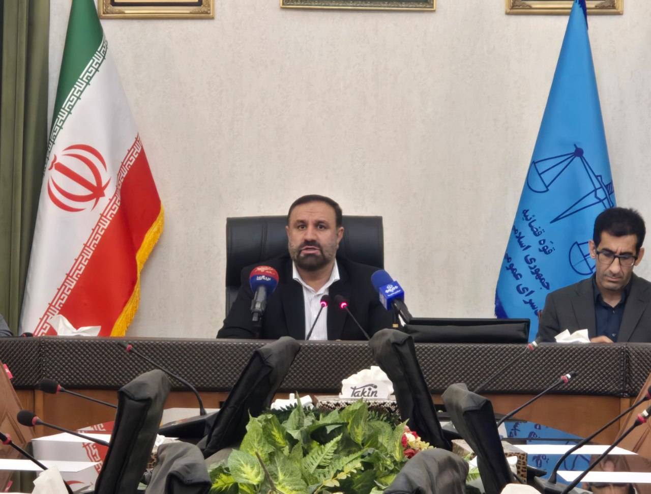 اعمال سریع ممنوع‌الخروجی و ضبط اموال برای متخلفان ارزی