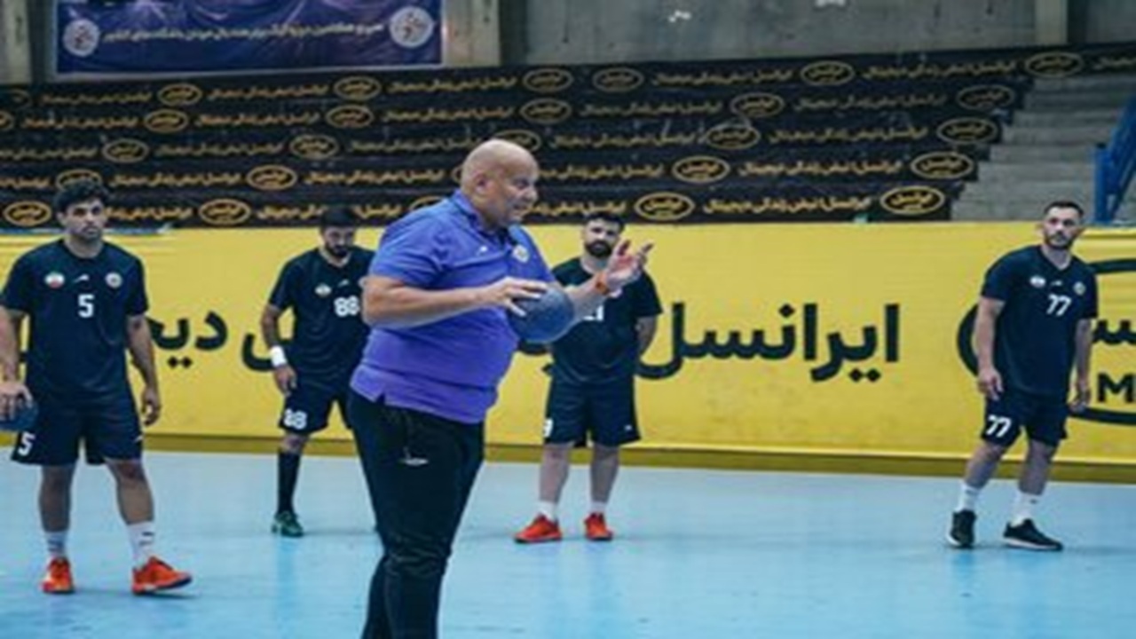 سرمربی تیم ملی هندبال: برای مدال ناگویا تا آخرین لحظه میجنگیم