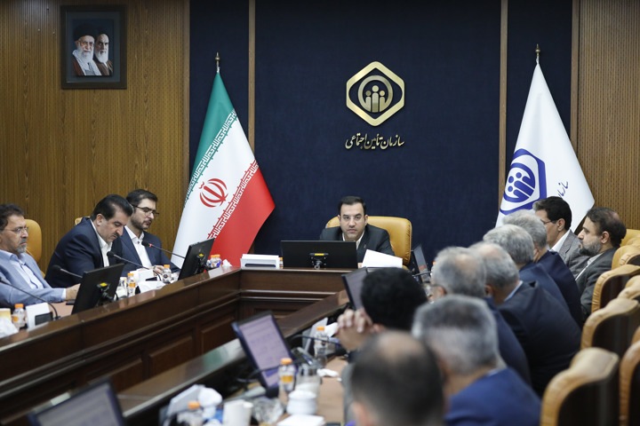 حمایت از درمان و معیشت مردم از اولویتهای تأمیناجتماعی است