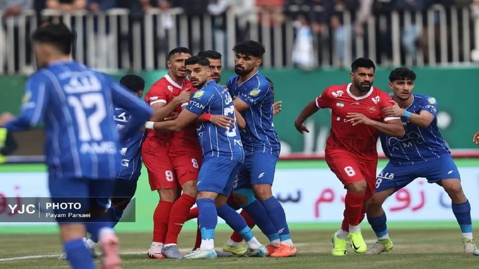 پرسپولیس - استقلال؛ نبرد سرخ و آبی در دیار زاینده رود