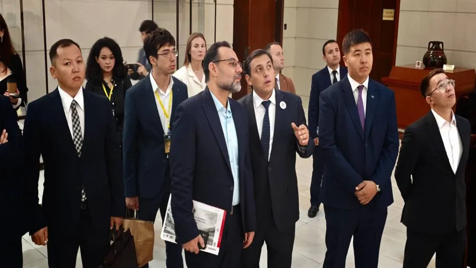 دیدار مدیرکل امور جوانان ایران با نمایندگان کشور‌های عضو