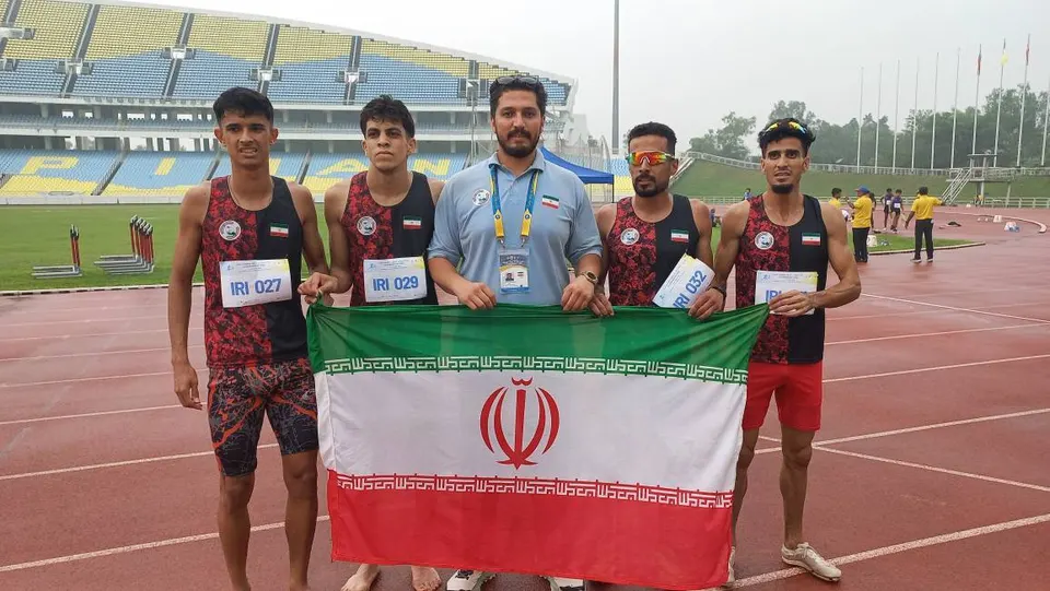 نشان برنز ناشنوایان در دوی چهار در ۴۰۰ متر