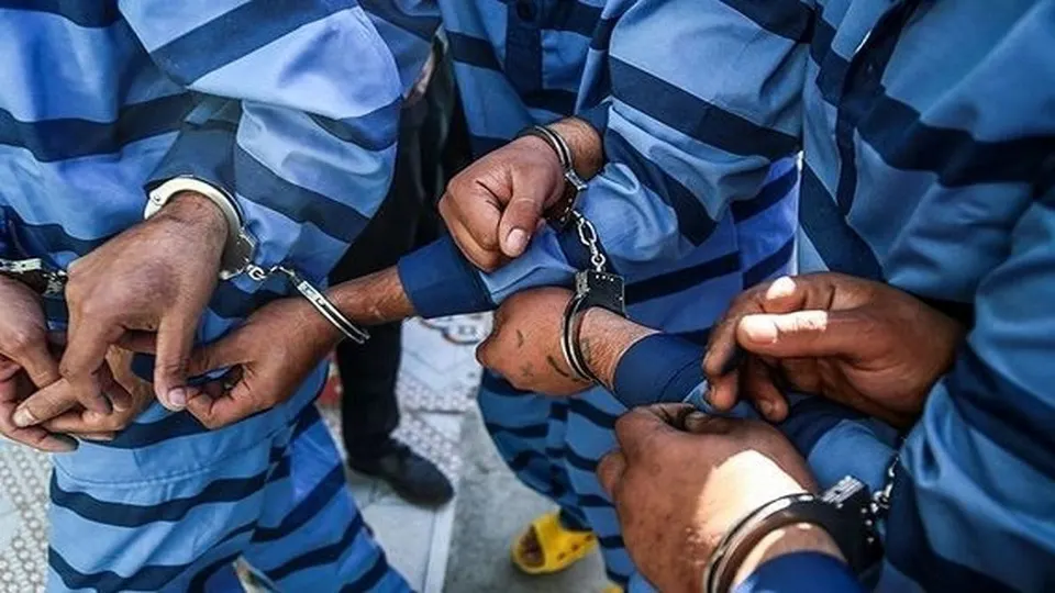 دستگیری دو اوباش قمهکش منطقه افسریه تهران با شلیک پلیس