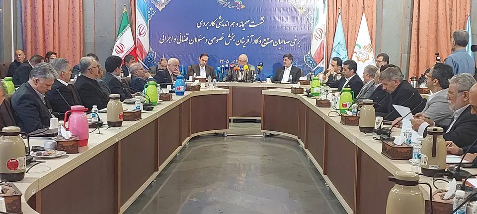 استفاده از ظرفیت‌های داخلی برای عبور از مشکلات اقتصادی