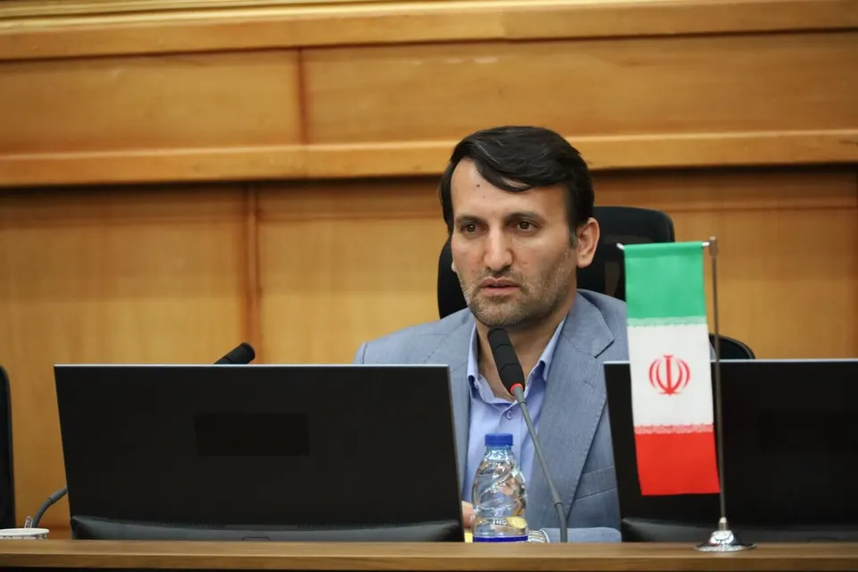فرهادی: هیچ دانش‌آموزی به دلیل نبود کلاس از تحصیل بازنمانده است