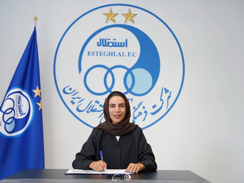 ستاره مدالآور آسیا به تیم روئینگ زنان استقلال پیوست